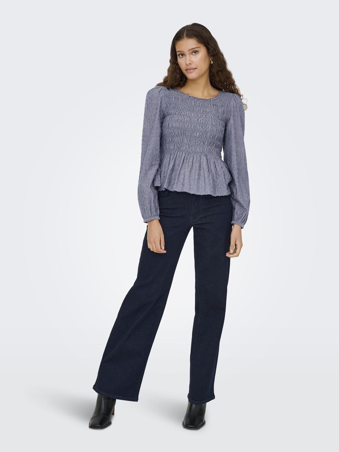 model_shot-front_full